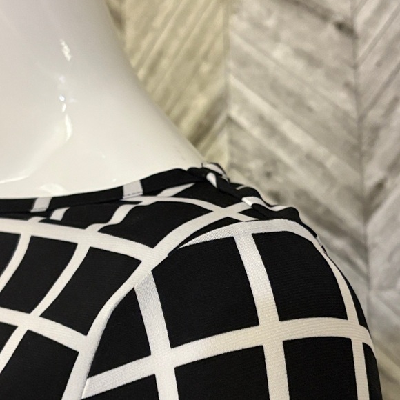 MICHAEL KORS Filigree Checkered Print Shift Dress Black, medium - Picture 5 of 11